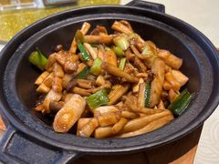 什锦菇胡椒煲-石头咕(黄岐店)