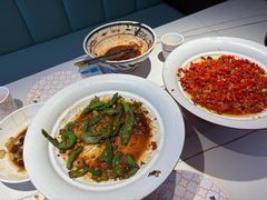 -阿瓦山寨·湘菜现炒·剁椒鱼头王(咸阳总店)
