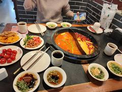 -周周有辣火锅馆(玖耀里店)