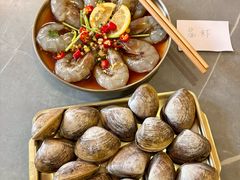 -围炉肉舍•炭烤活鳗•丹东海鲜烤肉(步行街店)