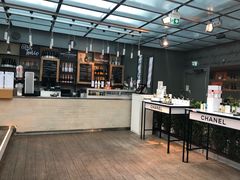 -De Bijenkorf百货公司
