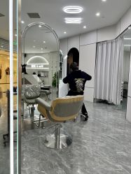 -Nice Salon