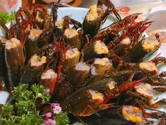 -佬土鹅肠火锅(中建大观店)