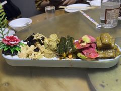 -聚首堂·特色小吃·肘子·炙子烤肉烤串(什刹海德胜门店)