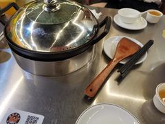 -胡须佬鸡煲四季火锅店(石厦西村直营店)