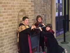 -九又四分之三站台