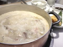 -六少·猪肚包鸡火锅(卓悦INTOWN店)