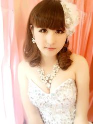 -贺贺新娘造型婚纱店