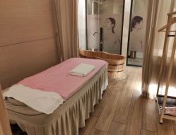 -苑苑vbeauty科技美容SPA