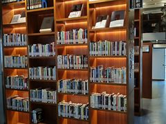 -上海市虹口区图书馆(曲阳分馆)