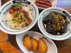 -黑白电视长沙小吃(美林M·LIVE天地东座店)