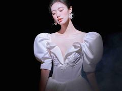 -经典婚纱摄影美学馆·私人定制