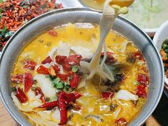 -十二点·辣椒炒肉(新沙店)