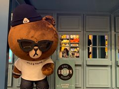-LINE FRIENDS Garosu-gil Flagship Store