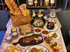 -城堡俄式西餐厅(中央大街索道店)