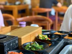 -小黑猪石板烤肉(皇冠花园店)