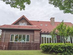 -金桥现代产业园区-停车场