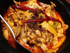 干锅牛蛙-云海肴·汽锅鸡·云南菜(天山百盛优客店)