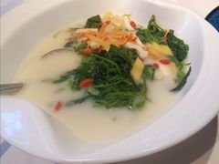 养生高汤浸桑叶-玲珑·新粤菜(安华汇店)