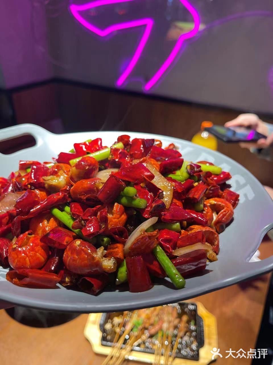 好吃的爆的神仙烤串店💥/聚点串吧·小酒局