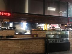 -八月美食小馆(银泰城总店)