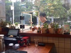-Be Lived Cafe比例咖啡(摩天轮店)