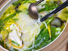 -云海肴·汽锅鸡·云南菜(天山百盛优客店)