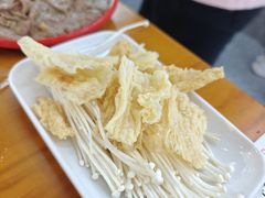 -养牛邓·潮汕牛肉海鲜自助火锅(广州店)