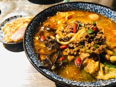 -粉家柳州螺蛳粉(杨宅路店)