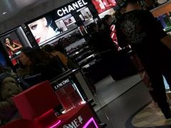 -日上免税行(浦东机场五店)