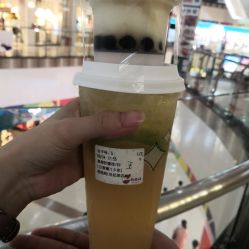 -桃桃屿·潮牌酷银(世纪荟店)
