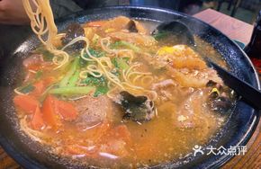 Signature Family Feast Noodles