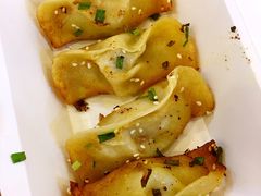 牛肉鍋貼-小姜锅贴(凤凰街店)