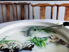 -天乐农家鱼头王(天目湖店)