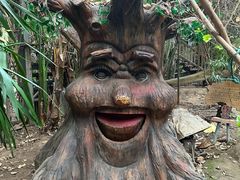 -呀路古热带植物园