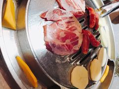 -哈哈碳都·牛肋条无限自助烤肉(台江万达店)