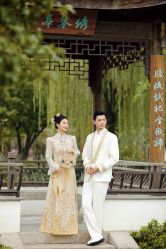 -懿沉香中式嫁衣礼服秀禾服龙凤褂马来褂旗袍总店
