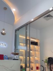 -柒朵科技美肤中心