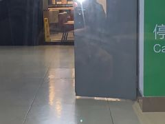 -龙虾风暴(松江店)