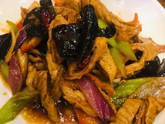 -隆喜元鱼汤包·海鲜(中联广场店)