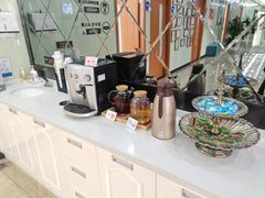 -茂菊口腔连锁(浦东南路店)
