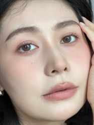 -小乐化妆美甲半永久培训学校