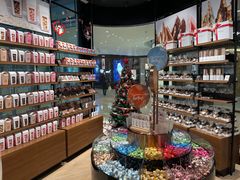 零售区-Laderach 莱德拉(上海环贸iapm店)