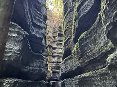 -梭布垭石林景区