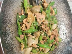-费大厨辣椒炒肉(沙河万达店)