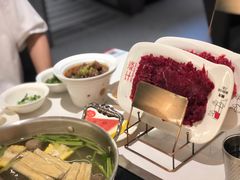 -牛焱·贵州黄牛肉火锅(城西银泰店)