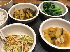 -一两饭川味素食餐厅