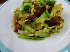 -湖南人家湘菜馆(镇江路店)