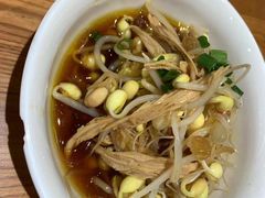 -诚铭记·虾仁汤包·成都小吃(融创店)