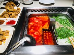 -海底捞火锅鲜切牛肉主题店(长寿路店)